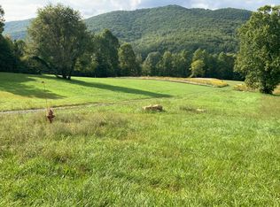 Persimmon Dr, Big Stone Gap, VA 24219