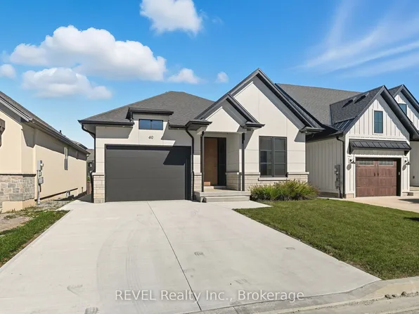 40 Ivy Cres, Thorold, ON L2V 0J9