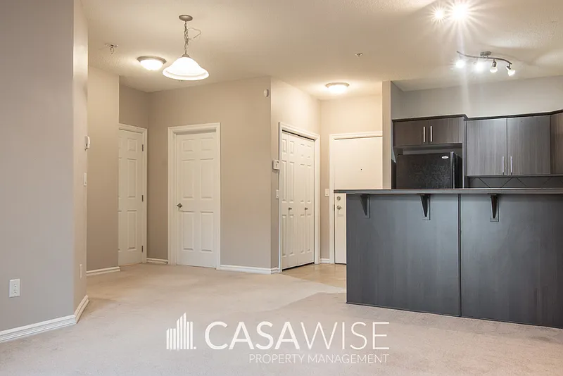 1 bed, 1.0 bath, 702 sqft, $1,475 — Photo 1