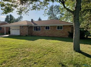 630 Diana Dr, Holland, OH 43528