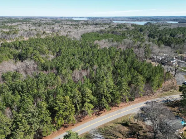 490 Mount Ararat Rd, Clarksville, VA 23927