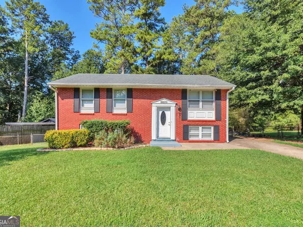 6671 Pelican Ct, Riverdale, GA 30274