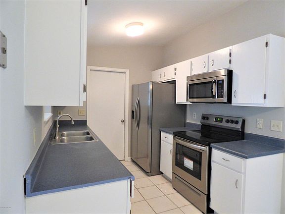 4th image of 2351 Sharon Lake Dr