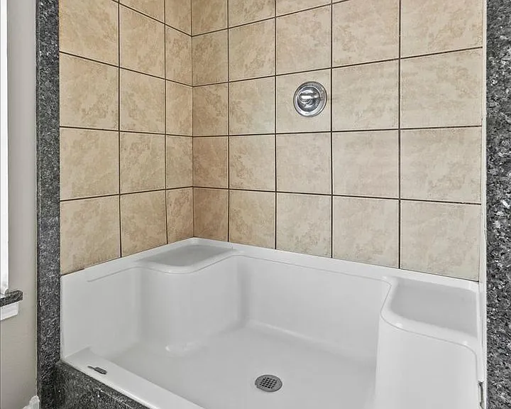 102 Bacon Rd — Photo 7