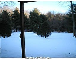 5th image of 13 Sachem Dr