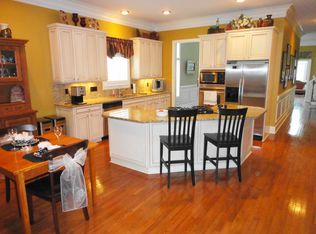 8811 First Bloom Rd, Charlotte, NC 28277