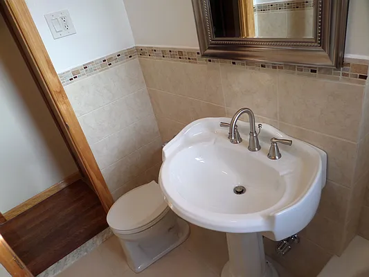 Rented by Vassiliou Group | media 55