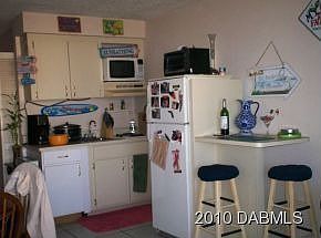 4th image of 2043 S Atlantic Ave #604
