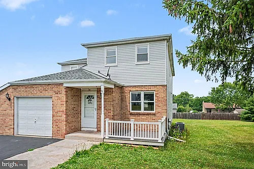 261 Florence Dr Photo 1