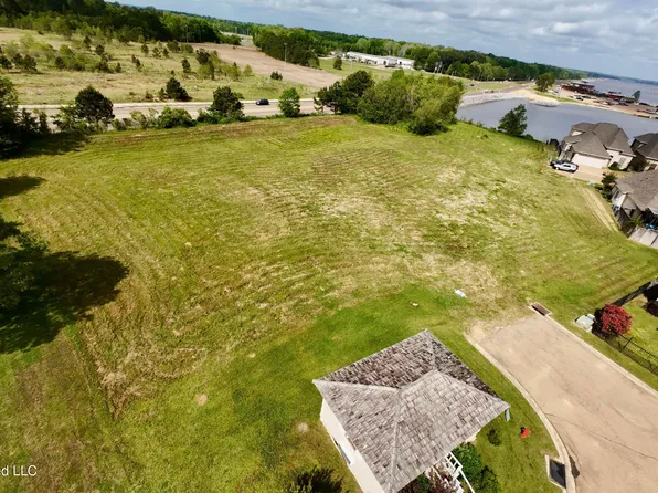 1 Meeting St, Brandon, MS 39047