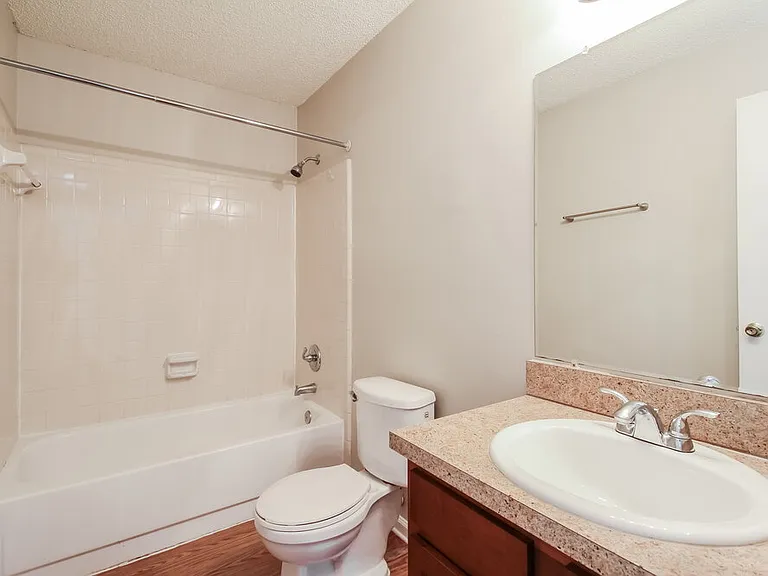 8442 Finwood Ave — Photo 15