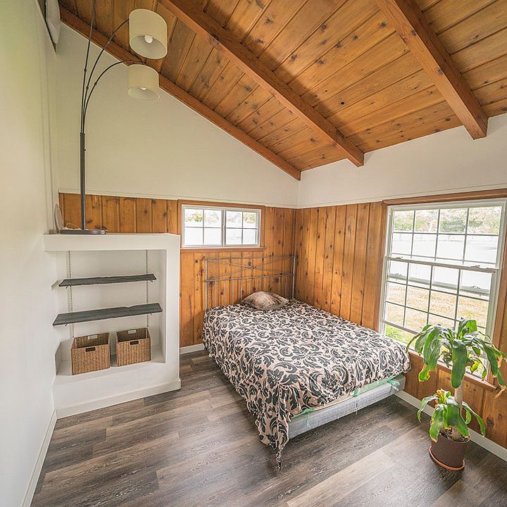 1st image of 6959 Oak Park Ave #6