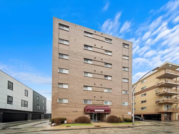 7449 Washington St APT 404, Forest Park, IL 60130