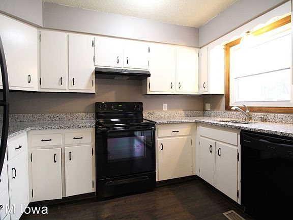 3rd image of 716 NW Greenwood St #44