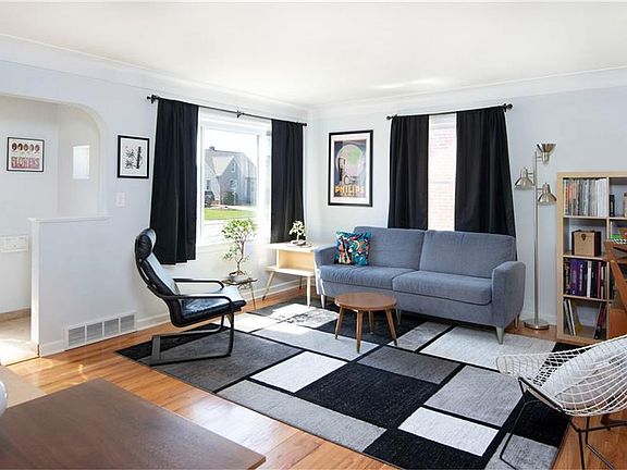 2nd image of 29129 Fuller Ave
