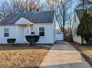 24393 Stanford St, Dearborn Heights, MI 48125
