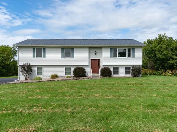 21670 Spruce Cres, Watertown, NY 13601
