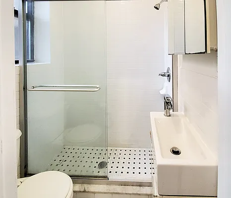 Rented by Brighton Management | media 7