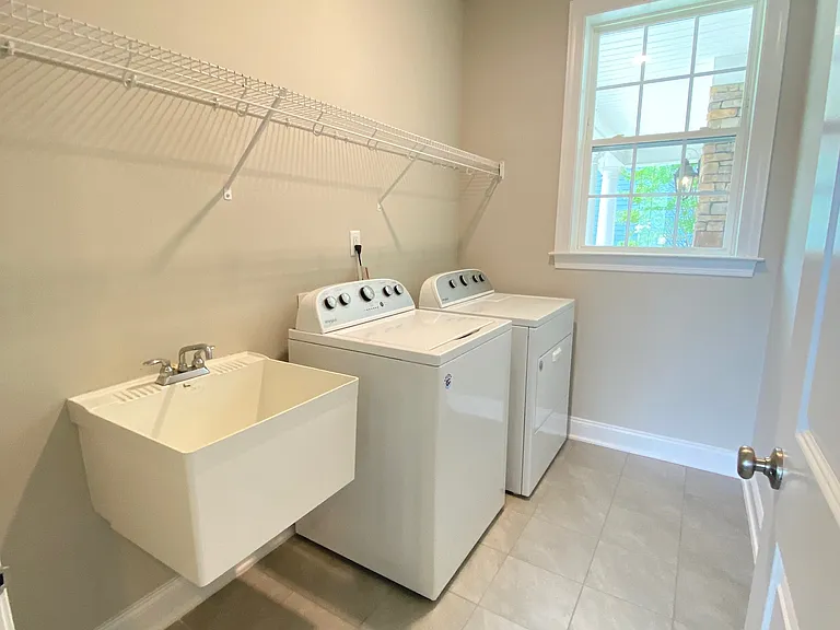 406 Gartrell Way — Photo 19