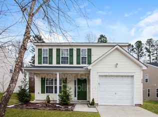 520 Moss Stream Ln, Charlotte, NC 28214