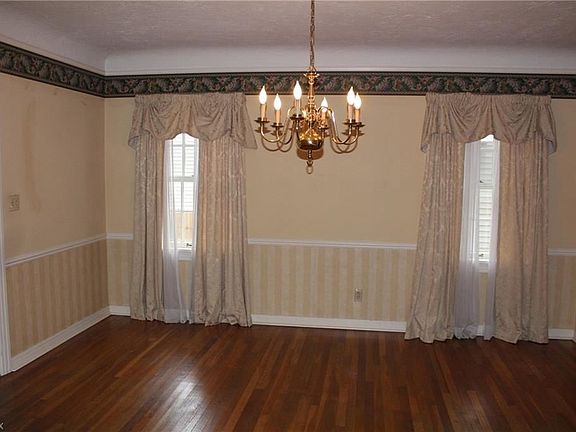 5th image of 18911 Scottsdale Blvd