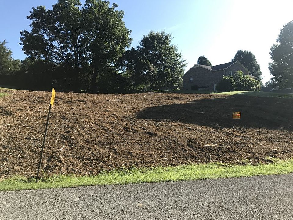 2nd image of 2554 Lake Pointe Dr
