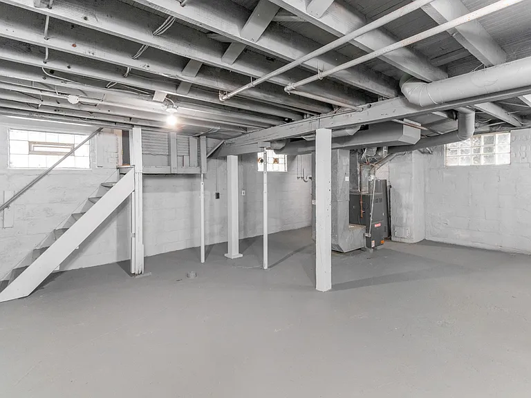 2202 Georgetown Rd NE — Photo 15