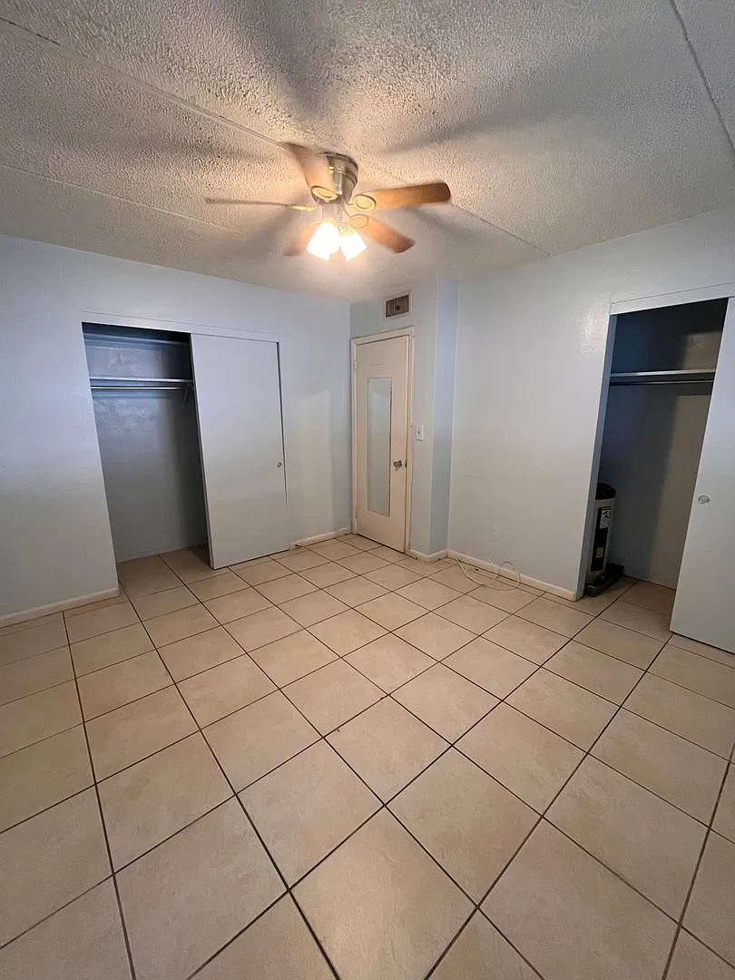 1 bedroom apartment — Photo 1