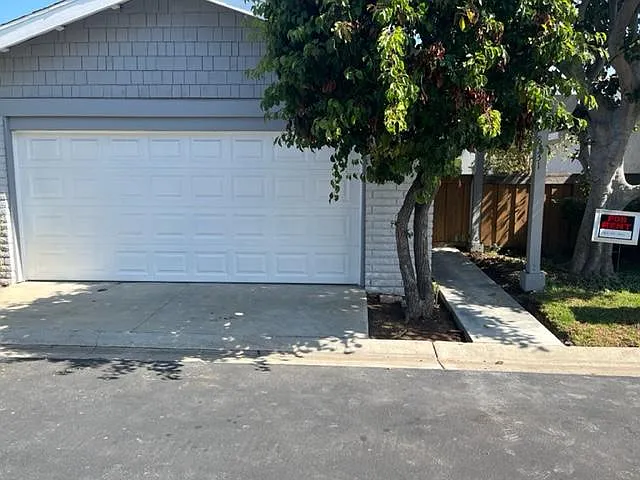 8331 Padrino Cir — Photo 1
