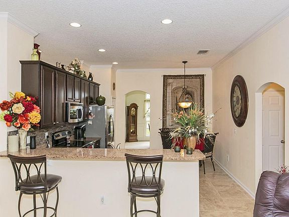 3rd image of 1304 Wild Pine Dr