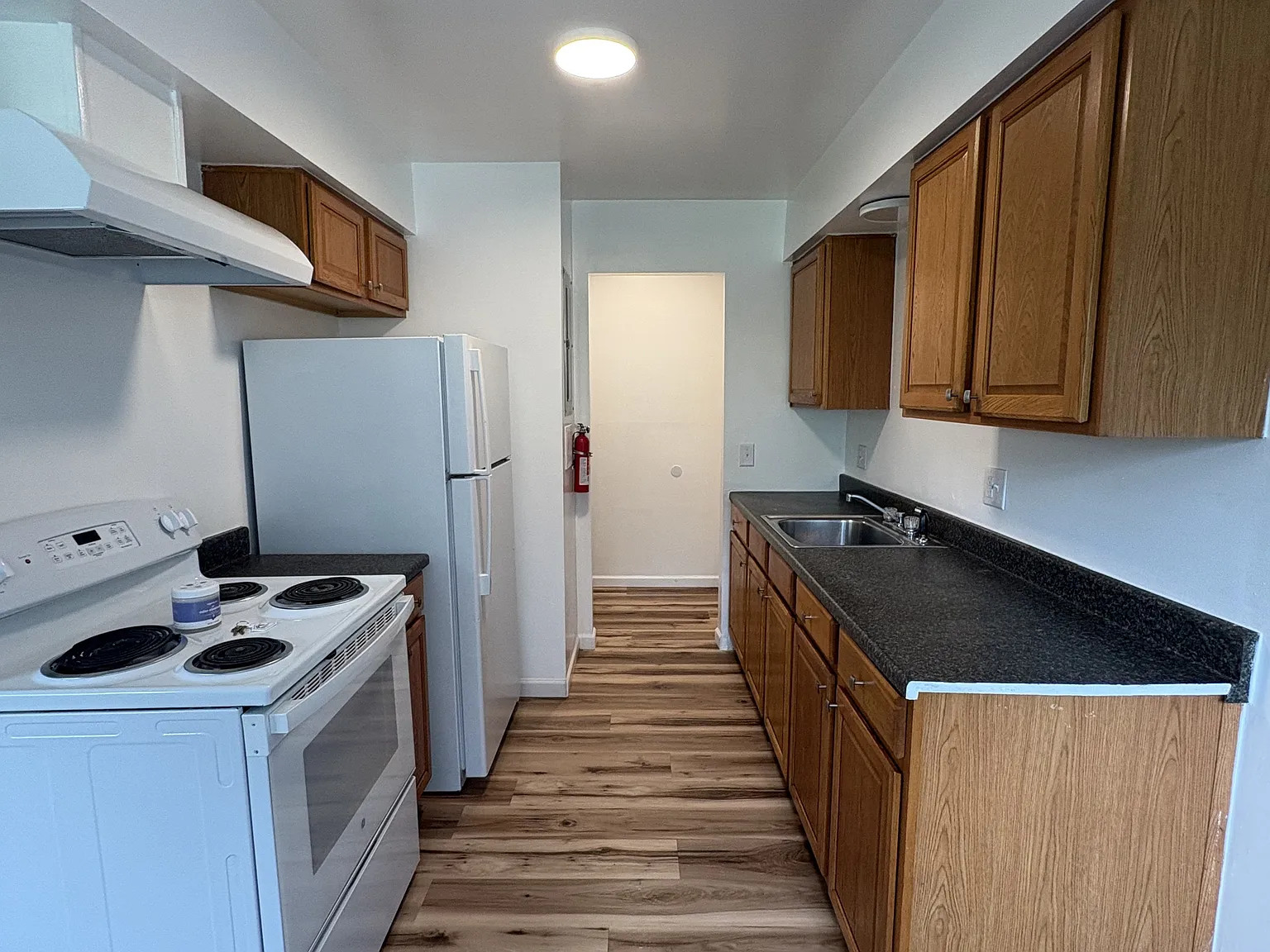 744 Michigan Ave E, Battle Creek, MI 49014 - 01 — Photo 4