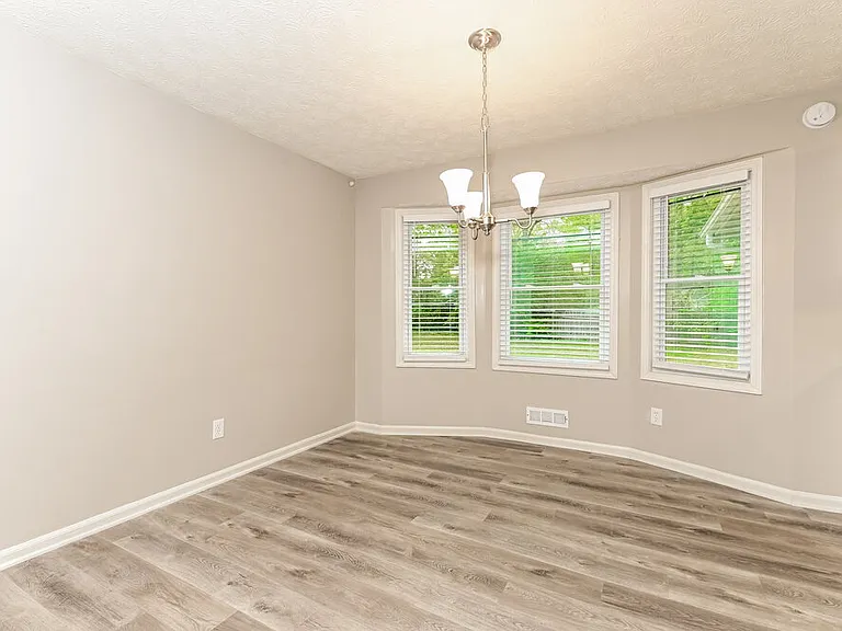 709 Cloudland Ct — Photo 5