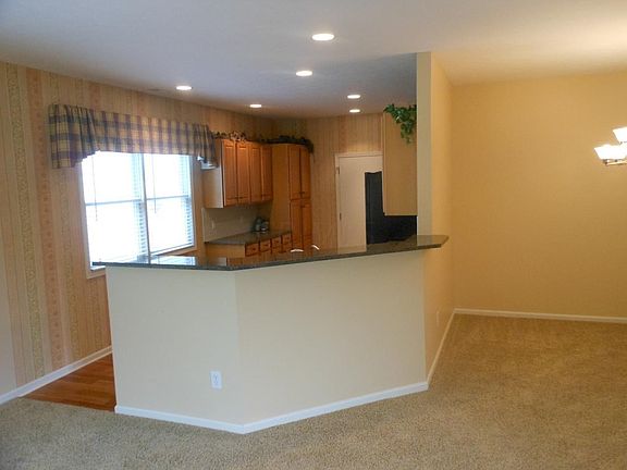 5th image of 7337 Reynolds Crossing Dr #1