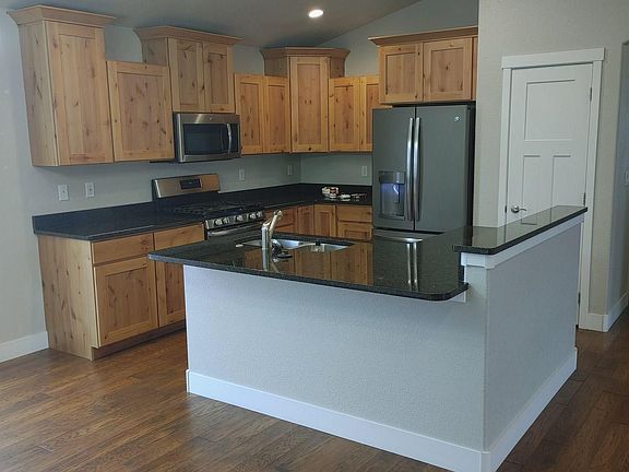 5th image of 3207 Eunice Dr