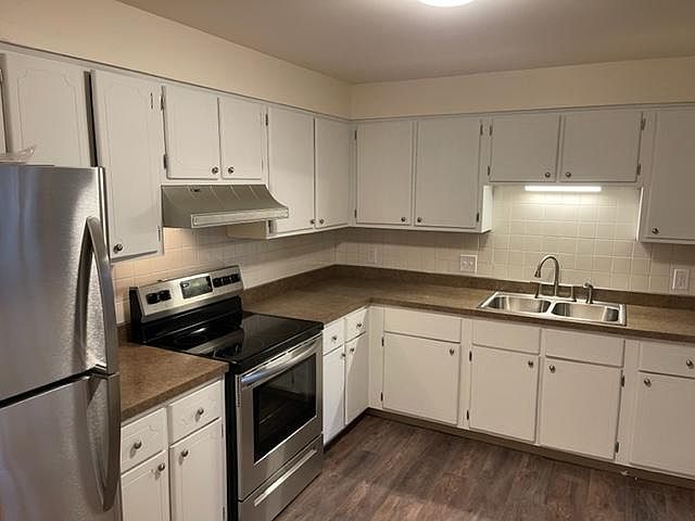 2nd image of 72 Union St #7