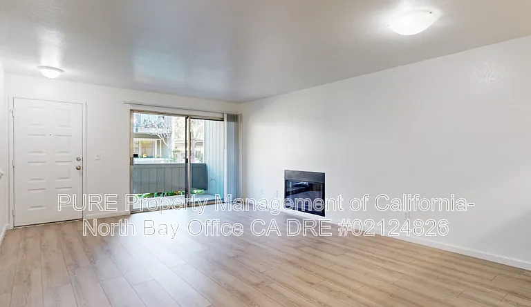 1450 E Cotati Ave #16 — Photo 2