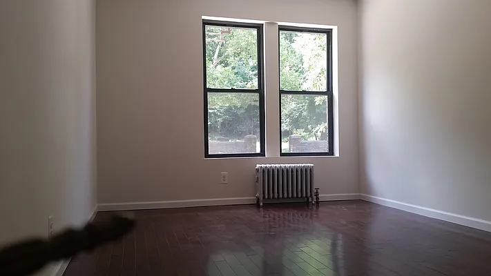 Rented by Lang Realty LLC | media 34