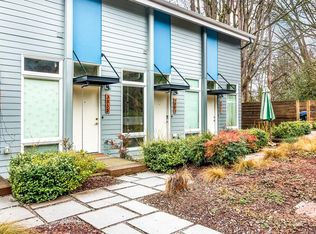 3855 21st Ave SW, Seattle, WA 98106