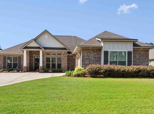 430 Rothley Ave, Fairhope, AL 36532