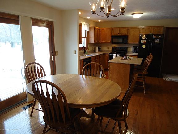 5th image of 119 Canterbury Dr