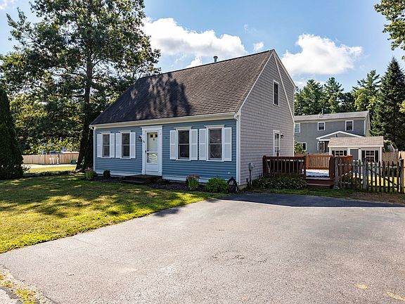2nd image of 36 Redwood Cir