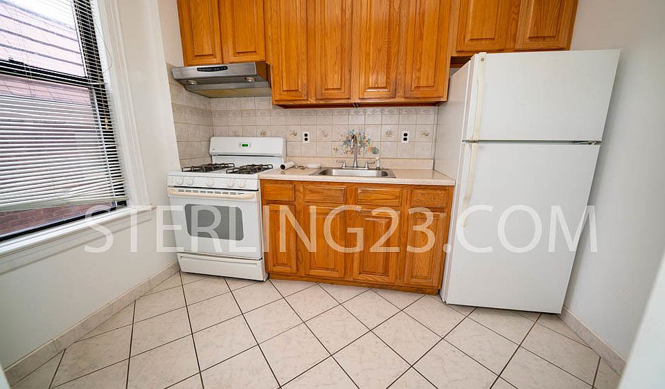 1st image of 23-46 29th St Unit 2