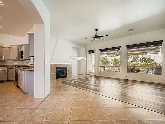 5th image of 10640 Warrior Ct