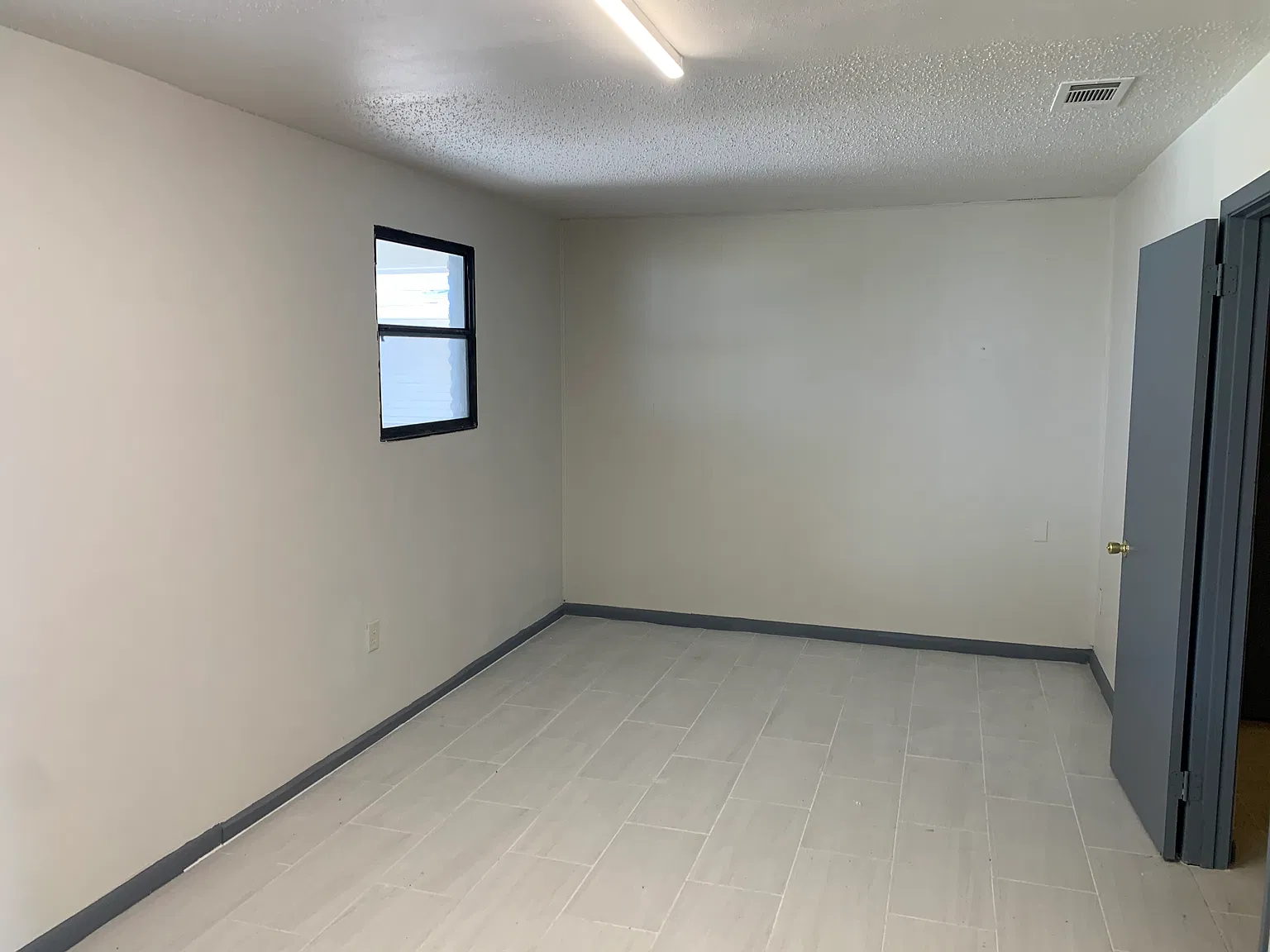4 bed, 1600 sqft, $1,700 — Photo 4