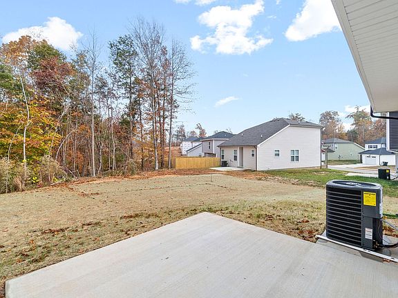 5th image of 1203 Cottonwood Dr