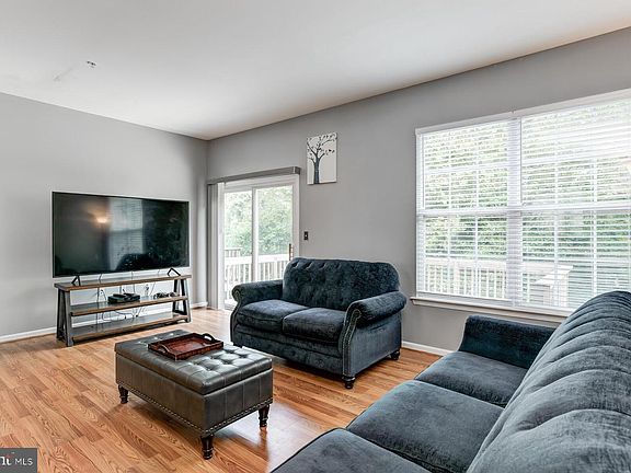 5th image of 9710 Woodyard Cir