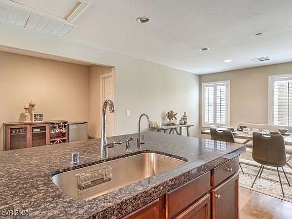 4th image of 1308 Jewelstone Cir