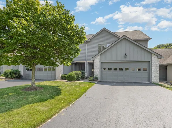 3 Woodbury Way, Fairport, NY 14450