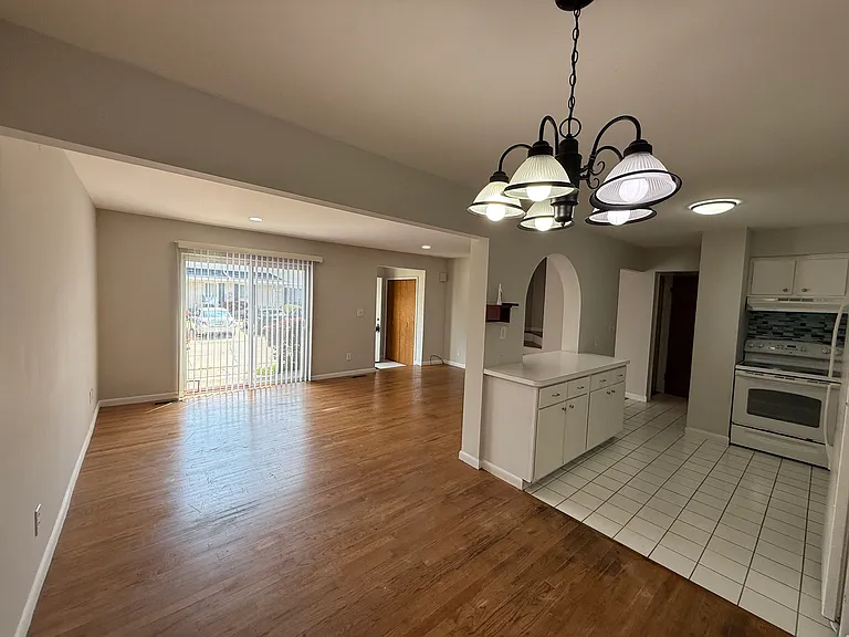41803 Langley Dr — Photo 7