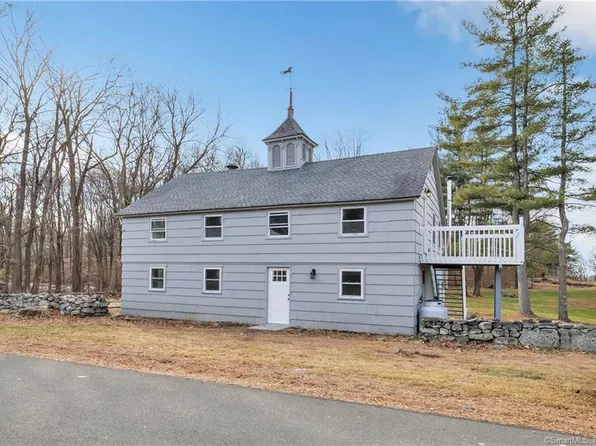 15 Bagburn Road, Monroe, CT 06468